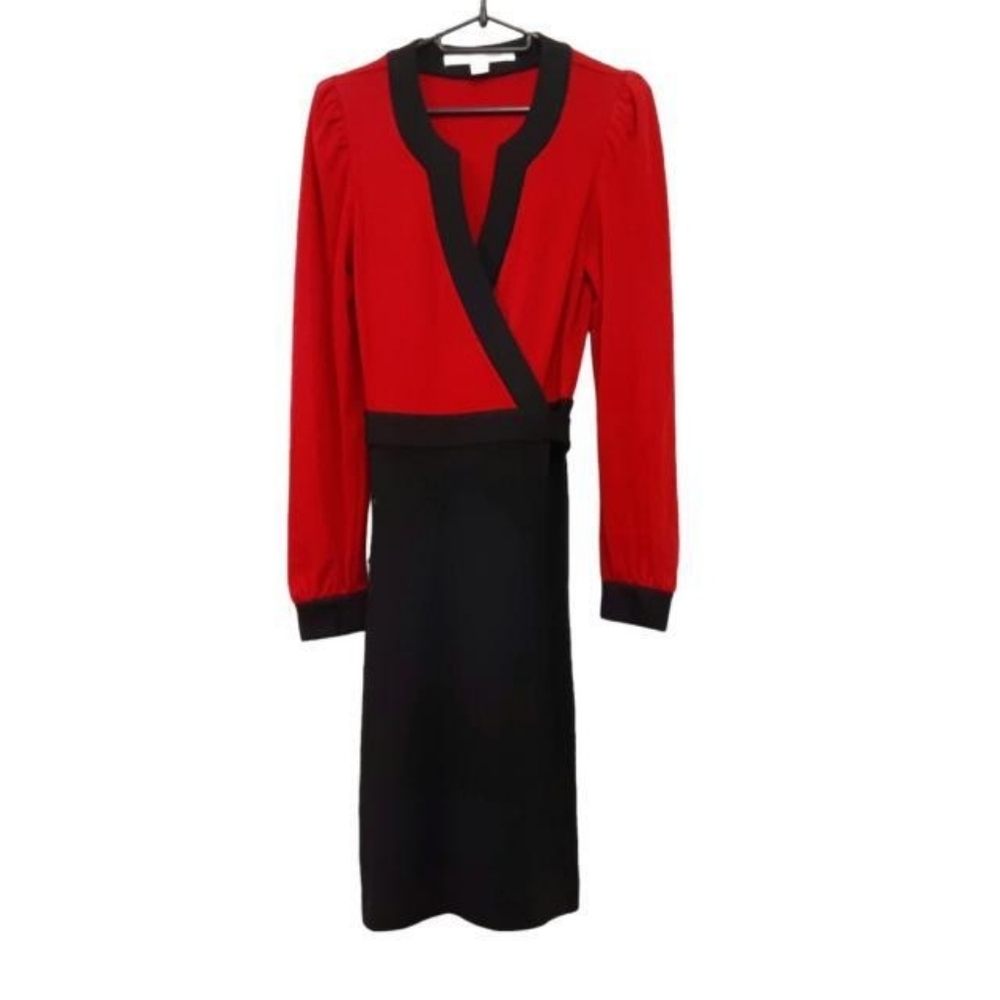 DVF Elegant Red and Black Wool Wrap Dress - Picture 2 of 4